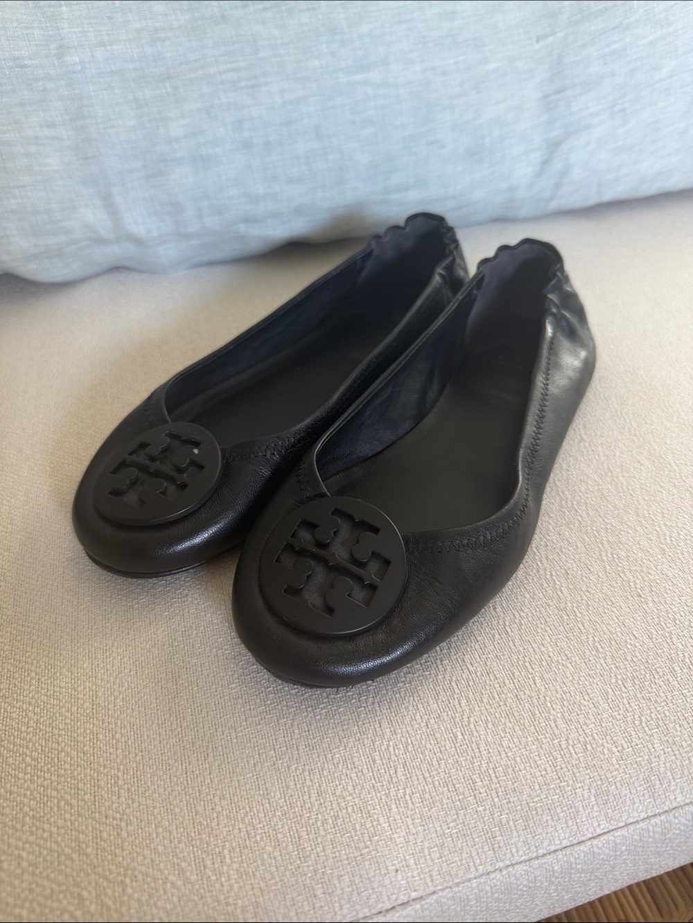 Tory Burch Black Leather Logo Round-Toe Ballet Flats